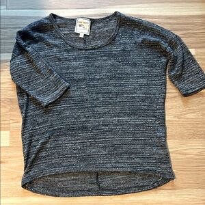 Cropped lightweight sweater